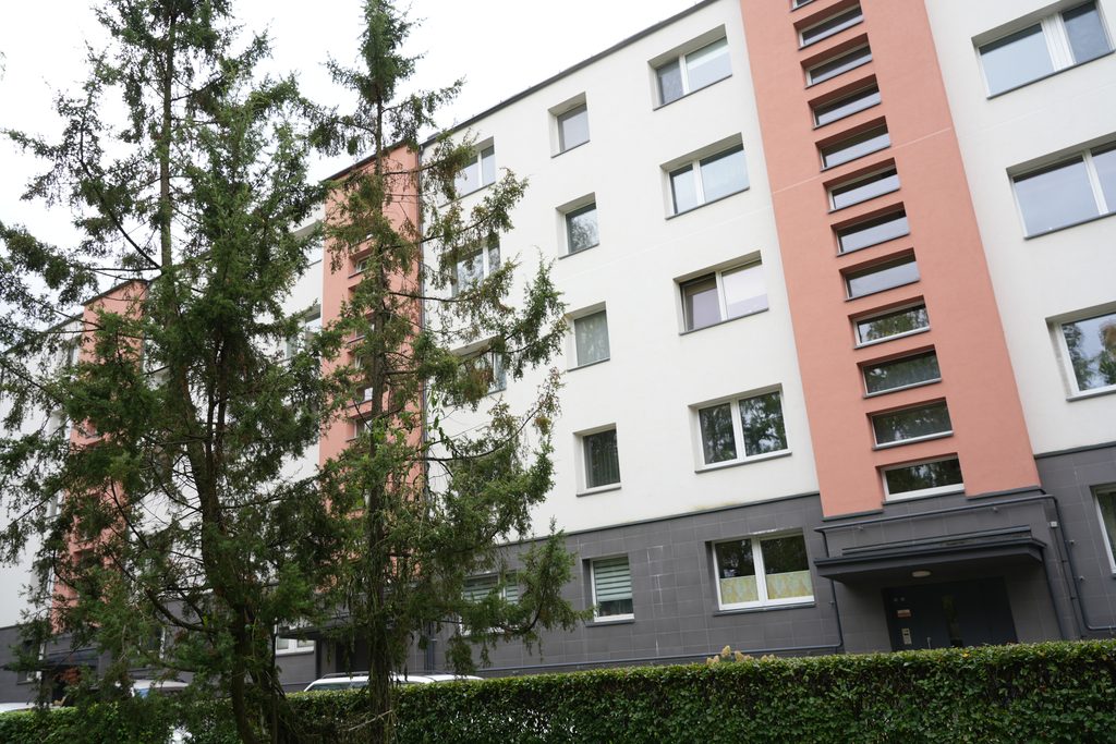 Nuo pirmųjų klausimų iki atnaujinto šilumos punkto – Atvirų durų dienoje gyventojai galėjo pamatyti, kaip renovacija atrodo realiame daugiabutyje